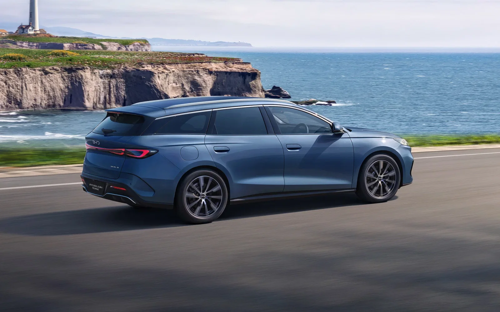 BYD Seal 6 Touring wagon rear three-quarter