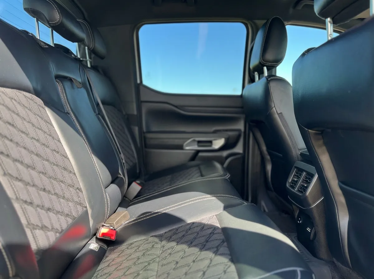Ford Ranger Platinum rear seats